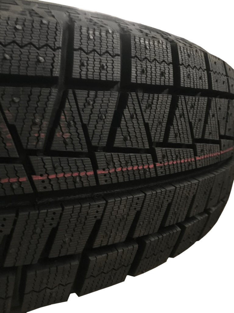 Шины bridgestone blizzak отзывы. Bridgestone Blizzak Revo. Bridgestone Blizzak Revo GZ. Шины Bridgestone Revo GZ. Бриджстоун Рево GZ липучка.