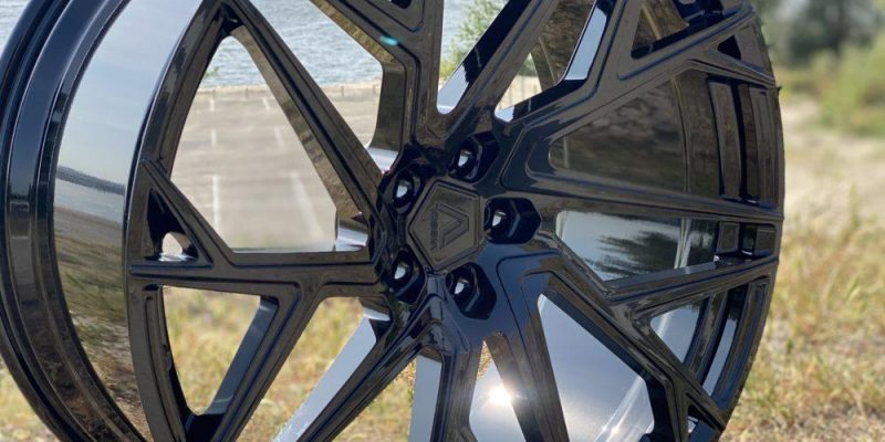 Рейтинг лучших колесных литых дисков для авто 2022 года